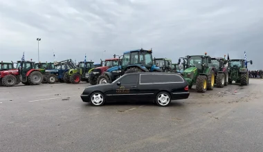 Αγροτικές κινητοποιήσεις: «Μπλόκα» σε όλη την Ελλάδα – Αναλυτικά σε ποια σημεία έχουν αναπτυχθεί