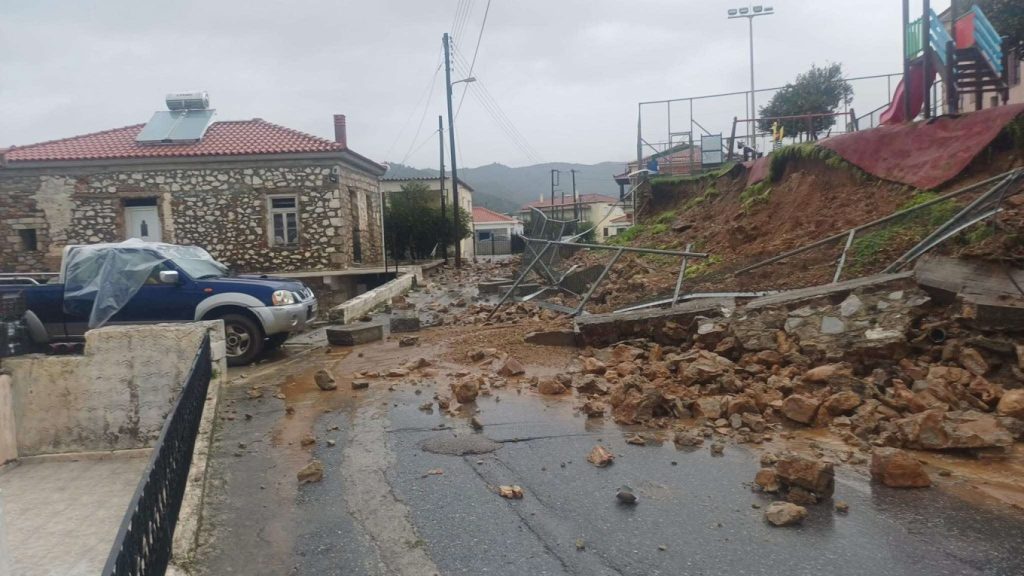 Κακοκαιρία «Byron»: Προβλήματα σε Λακωνία και Ζάκυνθο – Σε «ποτάμια» μετατράπηκαν οι δρόμοι (βίντεο)