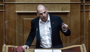 Γ.Βαρουφάκης: «Ο Α.Τσίπρας έκανε οντισιόν στο Παλλάς» (βίντεο)
