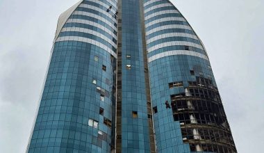 Γκρόζνι: Ουκρανοί κτύπησαν κυβερνητικό ουρανοξύστη – Ο Ρ.Καντίροφ τους προκαλεί σε «μονομαχία»! (upd)