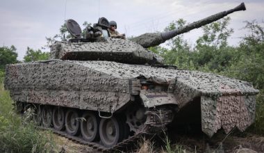 Η Σουηδία κόβει την ανθρωπιστική βοήθεια σε χώρες της Αφρικής για να δώσει τα χρήματα στην Ουκρανία