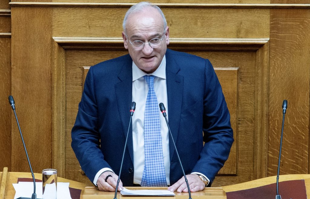 Βουλευτής ΝΙΚΗ Α.Βορύλλας: «Στα καύσιμα το 65% της τιμής είναι Ειδικός Φόρος Κατανάλωσης και ΦΠΑ»