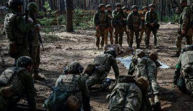 «Γροθιά» στο στομάχι του Κιέβου: Μνημείο εκατοντάδων πεσόντων στη Ζακαρπάτια είναι μόνο νέοι άνδρες – Δείτε βίντεο