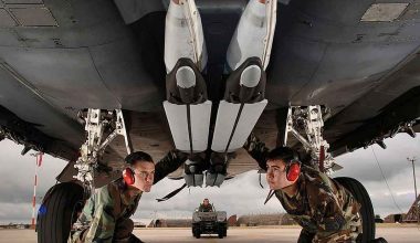 Ο Καναδάς προχωρά στην αγορά 3.414 βομβών BLU-111 & 3.100 βομβών ακριβείας GBU-39 από τις ΗΠΑ για 2,7 δισ. δολάρια