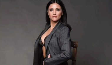 Ερωτευμένη δηλώνει η Σοφία Παυλίδου: «Είμαι σε σχέση και νιώθω ευτυχισμένη» (βίντεο)