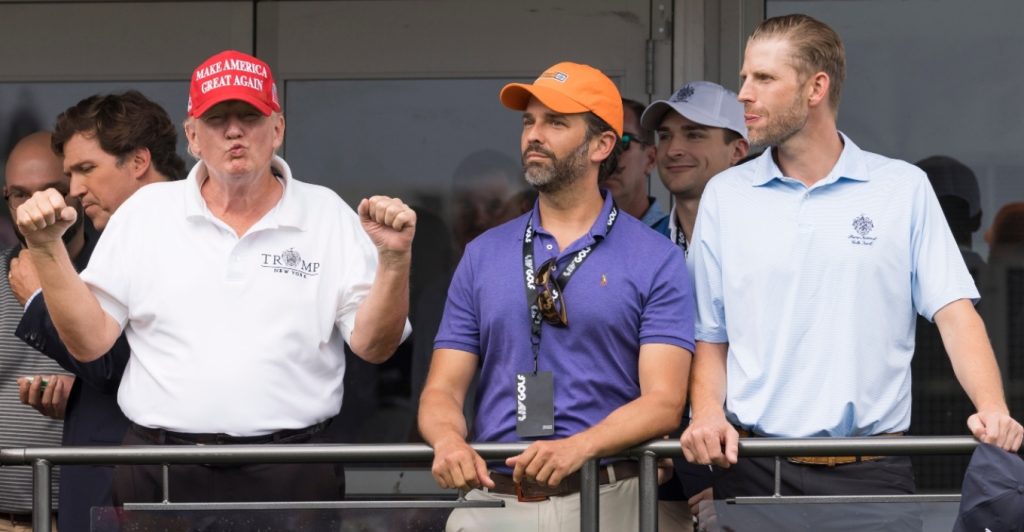 Έρικ Τραμπ: Πώς η περιουσία του δεύτερου γιου του Ν.Τραμπ δεκαπλασιάστηκε μετά την επανεκλογή του πατέρα του