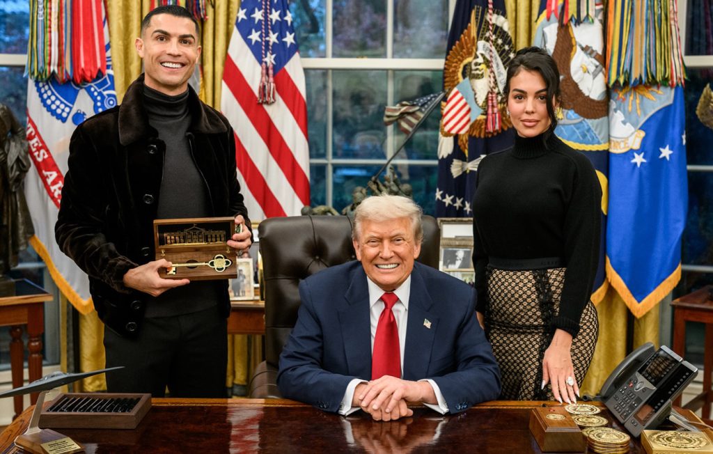 Τηλεφωνική επικοινωνία Κ.Ρονάλντο και Ν.Τραμπ για την ξενάγηση στον Λευκό Οίκο: «Είναι ένας απίστευτος τύπος»