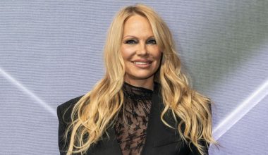 Πάμελα Άντερσον: «Θέλω να αλλάξω το επώνυμό μου – Θέλω του παππού μου και δεν με αφήνουν»