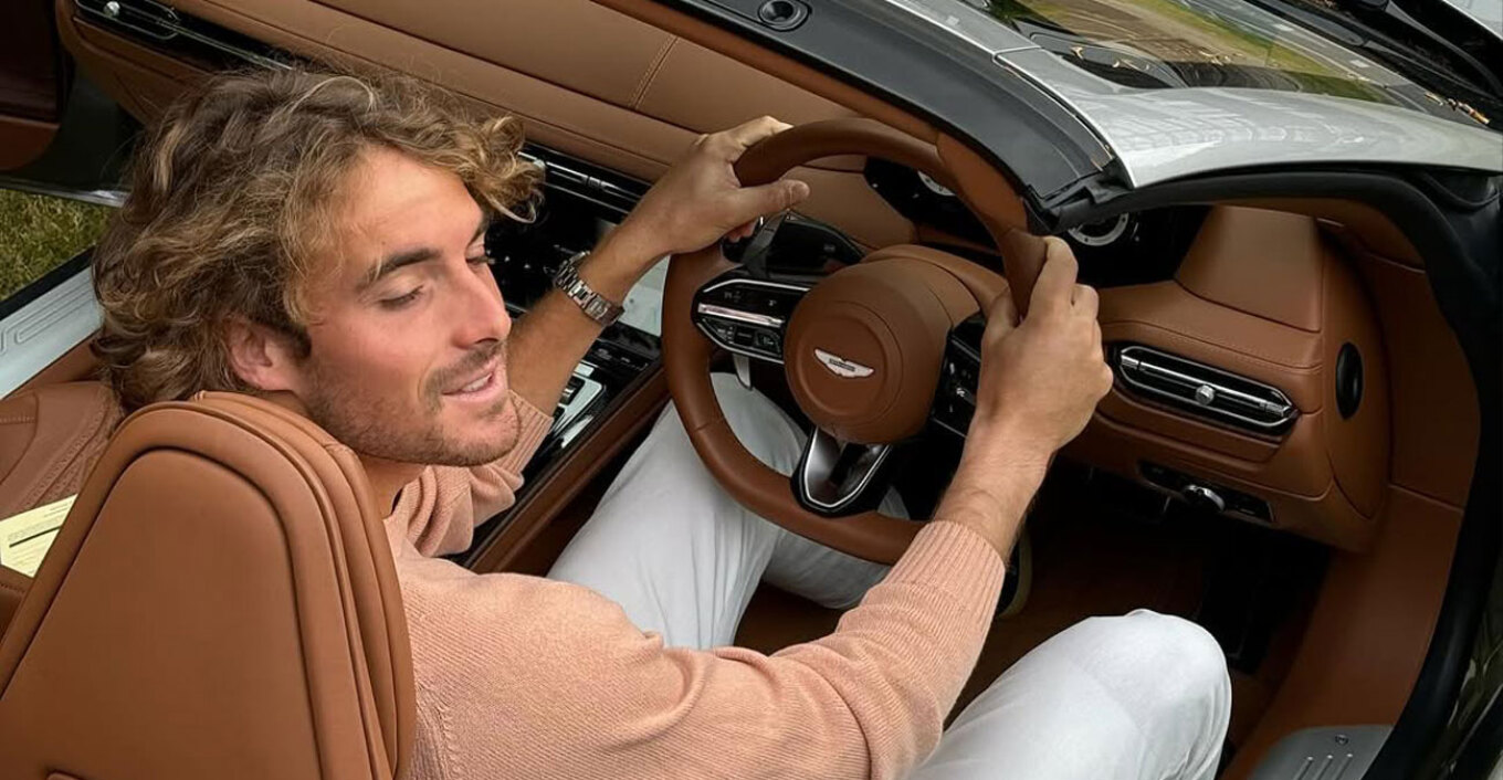 Τελεσίγραφο στον Στέφανο Τσιτσιπά από την Τροχαία: Δίνει το δίπλωμα οδήγησης μέχρι την Παρασκευή