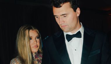 Milo Yiannopoulos: «Ο Τσάρλι Κερκ ήταν γκέι – Ήταν έτοιμος να χωρίσει από την γυναίκα του»