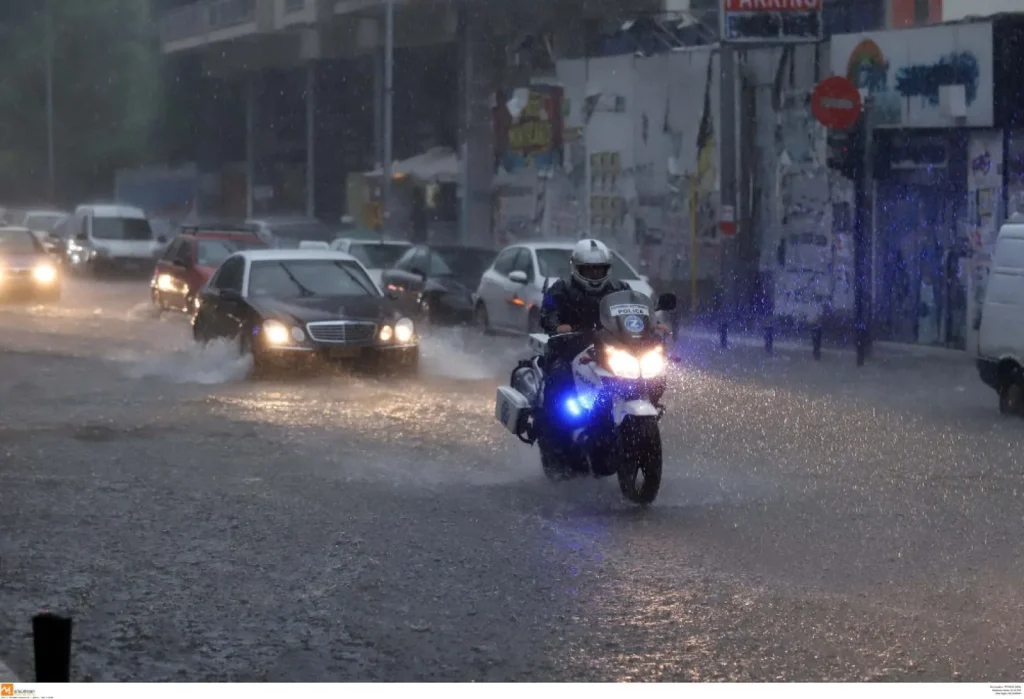 Κεντρική Μακεδονία: Διακοπές κυκλοφορίας λόγω των σφοδρών βροχοπτώσεων