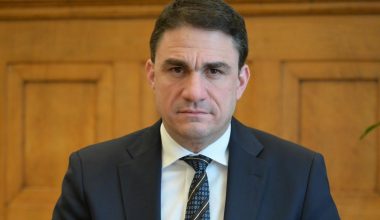 Κ.Τσουκαλάς κατά Κ.Μητσοτάκη: «Θεωρεί τους αγρότες όπως και συνολικά τους Έλληνες πολίτες λωτοφάγους»