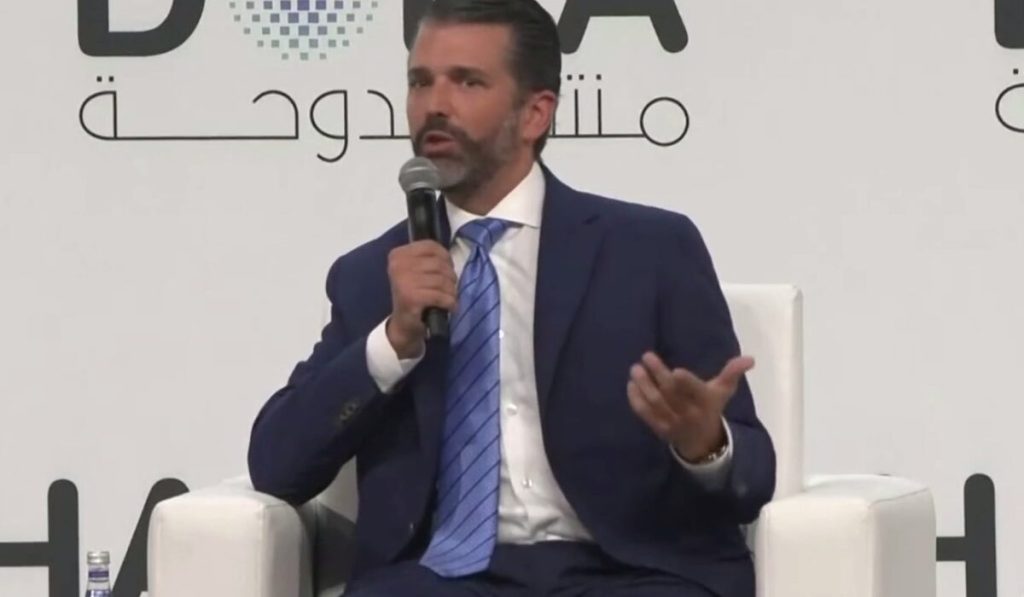 Τους «έδωσε στεγνά» ο Ν.Τραμπ Jr: «Τα μισά supercars στο Μονακό έχουν ουκρανικές πινακίδες» (βίντεο)