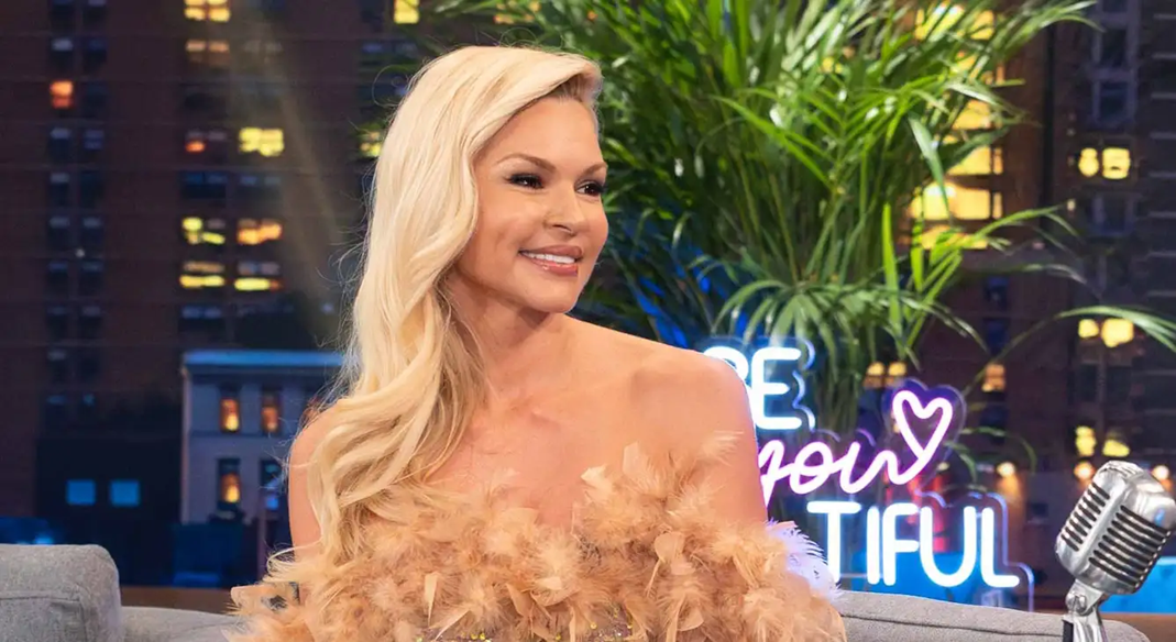 Β.Κάβουρα: «Άλλαξε η ζωή μου μετά τη μητρότητα – Τώρα σιγά σιγά επιστρέφω στην κανονικότητα» (βίντεο)