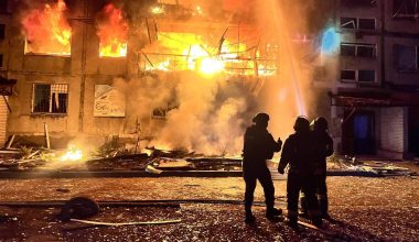 Oι Ρώσοι χτύπησαν στην «καρδιά» του Κιέβου: Βομβάρδισαν ενεργειακές υποδομές στην ουκρανική πρωτεύουσα (βίντεο)