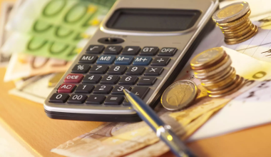 «Έρχεται» νέα ρύθμιση για τις οφειλές στο Δημόσιο: Tι προβλέπει