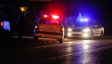 «Βροχή» από μολότοφ στο αστυνομικό τμήμα Κυψέλης!