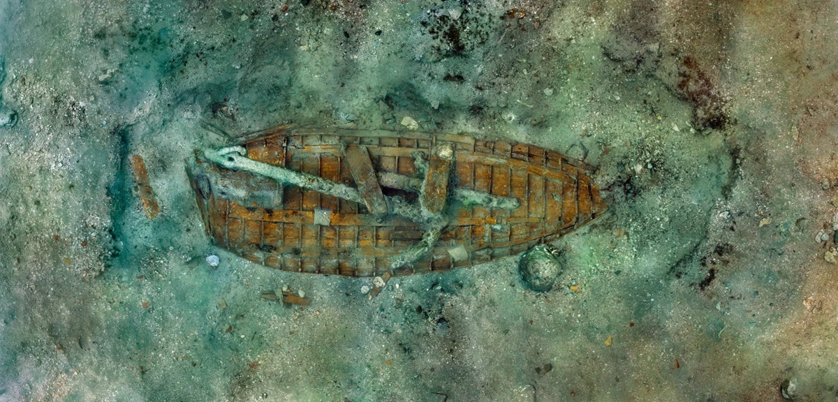 Σπουδαία ανακάλυψη στον βυθό της Αλεξάνδρειας: Βρέθηκε σκάφος αναψυχής που βούλιαξε πριν 2.000 χρόνια (βίντεο)
