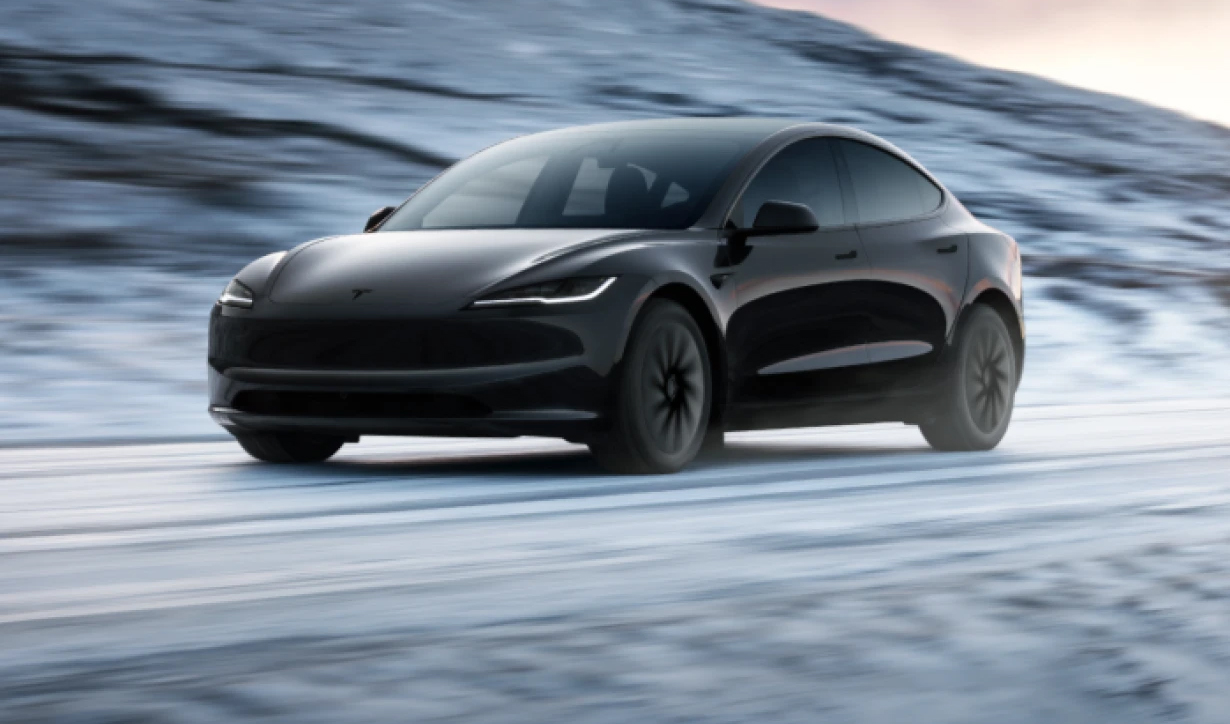 Πάτησε Ελλάδα το Tesla Model 3 Standard με τιμή από 36.990 ευρώ