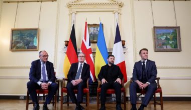 Ολοκληρώθηκε η συνάντηση του Β.Ζελένσκι με τους Κ.Στάρμερ, Φ.Μερτς και Ε.Μακρόν στο Λονδίνο