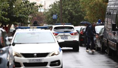 Ίλιον: 12χρονος κατήγγειλε αστυνομικό για βιαιοπραγία κατά την διάρκεια ελέγχου