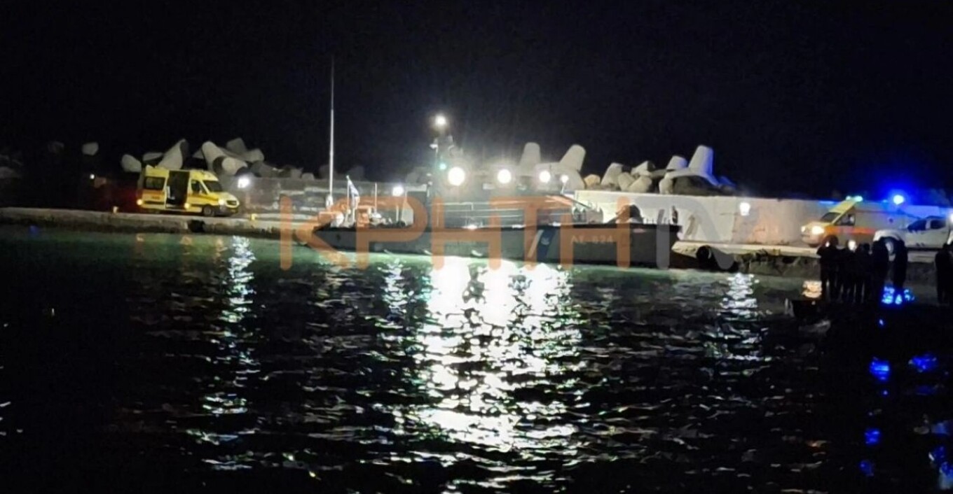 Το Λιμενικό ψάχνει άλλα 15 άτομα από τη λέμβο που βυθίστηκε στην Κρήτη με αποτέλεσμα να πνιγούν 17 αλλοδαποί