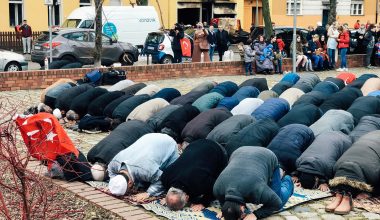 Ρέιμοντ Ιμπραχίμ: «Το σχέδιο του Ισλάμ είναι ένα: Η κατάκτηση της Ευρώπης»