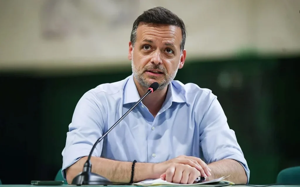 Χάρης Δούκας: «Τα βίντεο που έδειχναν πλημμύρες στο κέντρο της Αθήνας ήταν προϊόν ΑΙ»!