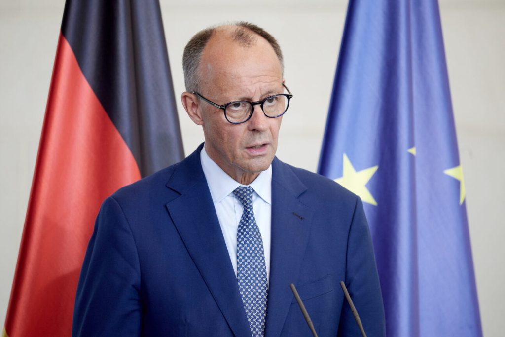 Φ.Μερτς σε Ε.Μασκ μετά το πρόστιμο στο Χ: «Ξένες εταιρείες οφείλουν να συμμορφώνονται με τη νομοθεσία της ΕΕ»