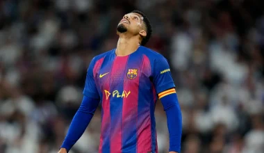 O Aραούχο ανεβαίνει «Γολγοθά» – Δύσκολες στιγμές για τον κεντρικό αμυντικό της Μπαρτσελόνα