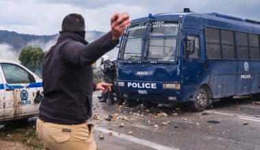 Με «συνταγή» του 2020 απαντά η κυβέρνηση Μητσοτάκη στις κινητοποιήσεις των αγροτών στην Κρήτη: Στέλνει κι άλλα ΜΑΤ