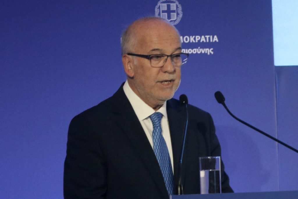 «Γκάνγκστερς» όσοι αγρότες προκάλεσαν επεισόδια στην Κρήτη αναφέρει ο Γ.Φλωρίδης