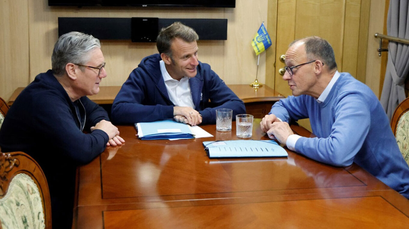 Ε.Μακρόν, Φ.Μερτς και Κ.Στάρμερ είχαν 40λεπτη συνομιλία με τον Ν.Τραμπ για την Ουκρανία