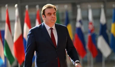 Handelsblatt: «Καλές πιθανότητες να ηγηθεί του Eurogroup ο Κυριάκος Πιερρακάκης»