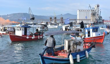 Εισαγγελική παρέμβαση για να ανοίξει το λιμάνι του Βόλου μέχρι τις 13:00