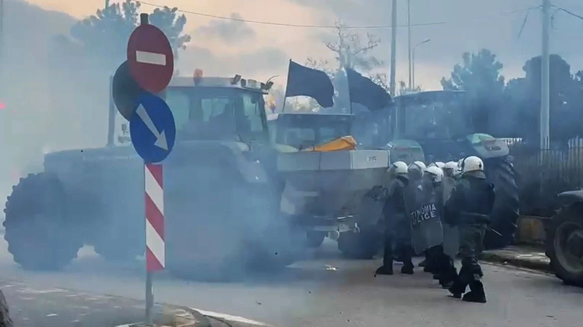 Ταυτοποιήθηκαν τέσσερα άτομα για τα επεισόδια αγροτών – αστυνομίας στη Θεσσαλονίκη