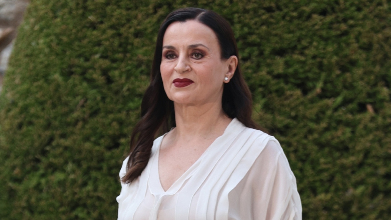 Η Καρυοφυλλιά Καραμπέτη έζησε ένα τραγικό γεγονός στην εφηβεία της: «Έκτοτε δεν ήθελα να γίνω μητέρα»