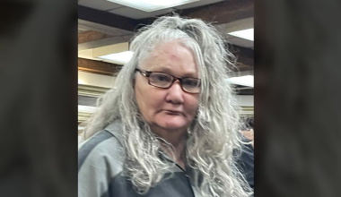 Τέξας: Φυλάκιση 50 ετών στη «μαριονέτα του Σατανά» που σκότωσε τη γειτόνισσά της και ήπιε το αίμα της