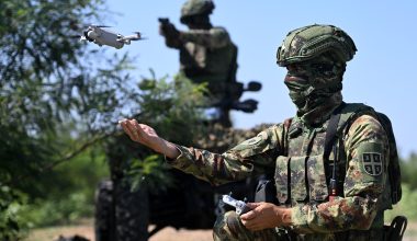 Η Σερβία επαναφέρει την υποχρεωτική στρατιωτική θητεία: «Η Κροατία έχει ισχυρό στρατό»