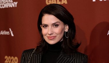 «Ήταν αηδιαστικό»: Η Χ.Μπάλντουιν πούλησε για 95.000 δολάρια την πρώτη φωτογραφία της μεγάλης της κόρης