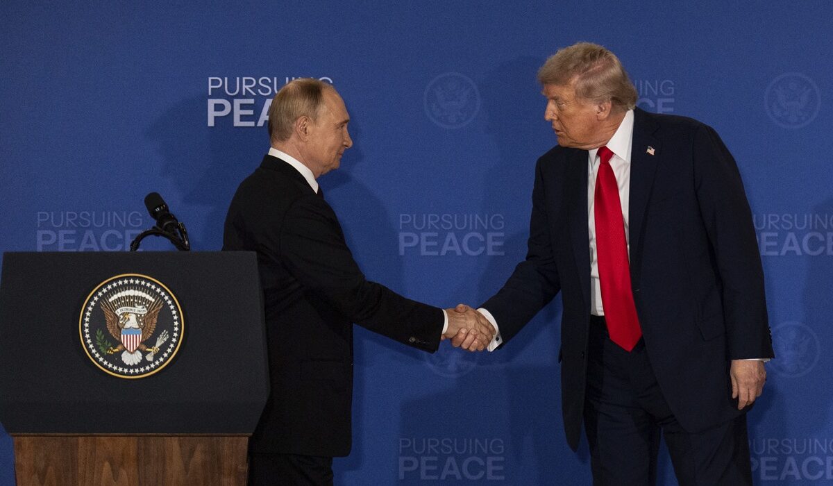 Ψυχρολουσία στους Ευρωπαίους από την θέληση Ν.Τραμπ να τα βρει με την Ρωσία: «Είναι νέα Γιάλτα»