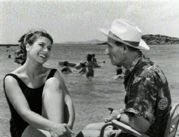 Π.Λάζου: Δείτε πώς είναι σήμερα στα 88 της έτη η ξανθιά καλλονή του ελληνικού κινηματογράφου (φωτο)