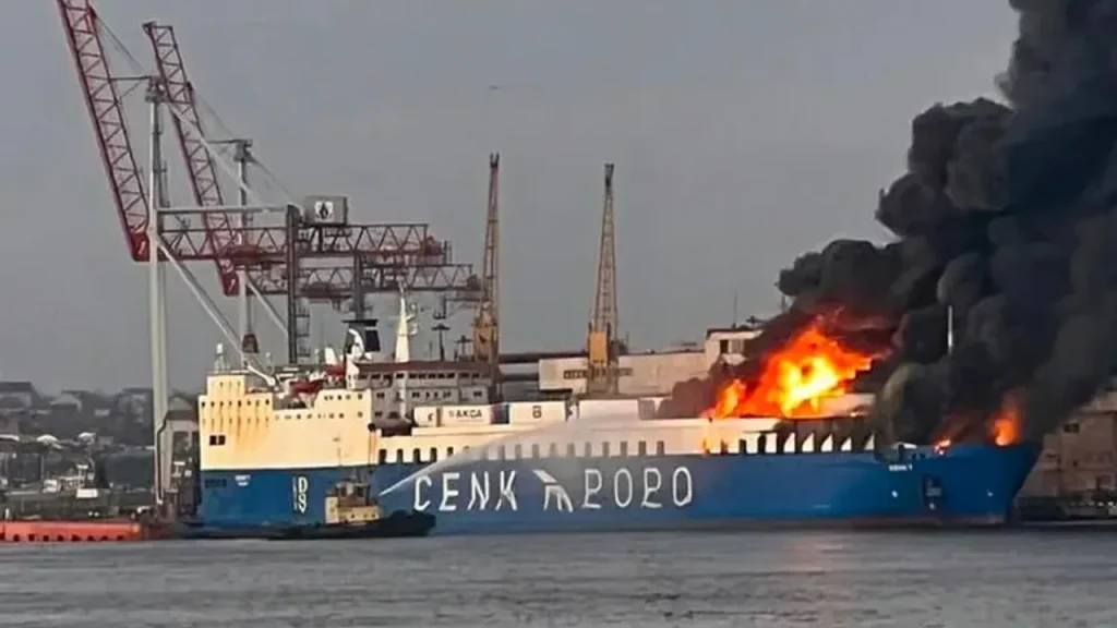 Ρωσική απάντηση στα ουκρανικά κτυπήματα στη Μαύρη Θάλασσα: Κτύπησε με Iskander τουρκικό πλοίο στην Οδησσό (upd)