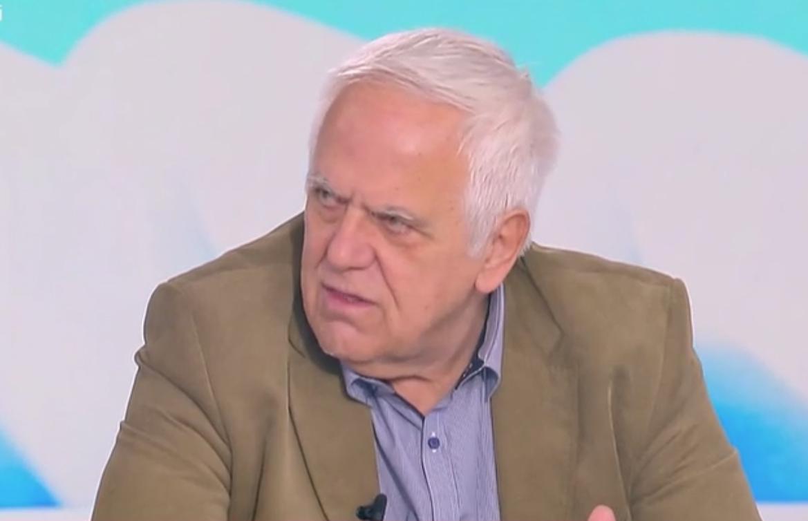 Πάσχος Μανδραβέλης: «Μίλησα για τον “Φραπέ” και μου είπαν θα έχω την τύχη του Καραϊβάζ» (βίντεο)