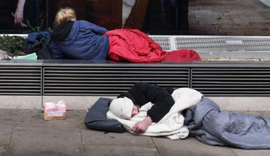 Η κατάντια του Λονδίνου το Σ.Καν και του Κ.Στάρμερ: Χιλιάδες άστεγοι στους δρόμους (βίντεο)