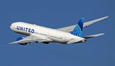 ΗΠΑ: Αεροσκάφος της United Airlines παρουσίασε βλάβη σε κινητήρα κατά την απογείωση