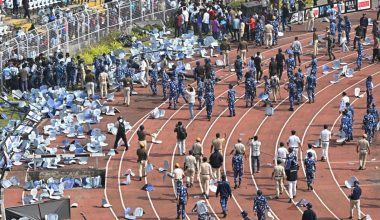 Ινδία: Οπαδοί στην Καλκούτα τα έκαναν «γυαλιά καρφιά» επειδή ο Μέσι εμφανίστηκε για λίγα λεπτά στο γήπεδο (βίντεο)