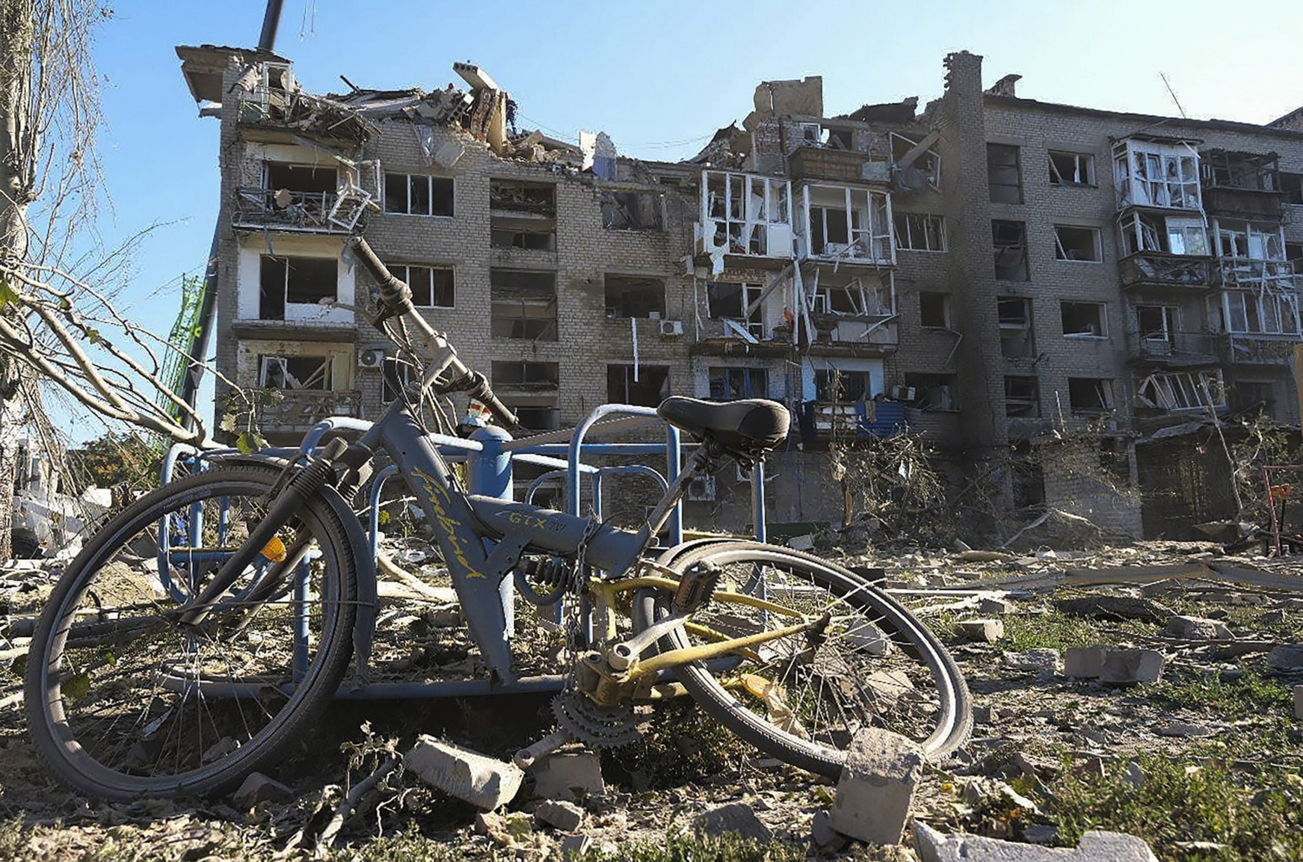 Ποκρόβσκ: Εικόνες από την κατεστραμμένη πόλη μετά το τέλος της μάχης