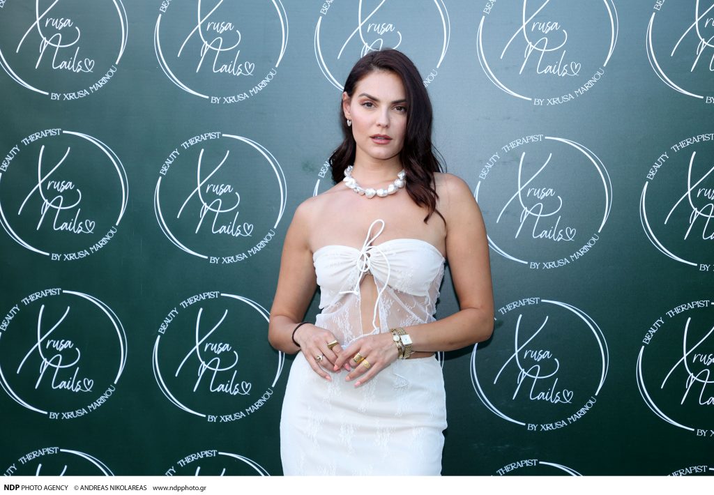 Β.Ανδριώτου: «Έχω αρκετές κατακτήσεις και µου αρέσει το φλερτ, αλλά δεν είμαι σε θέση να το προχωρήσω»