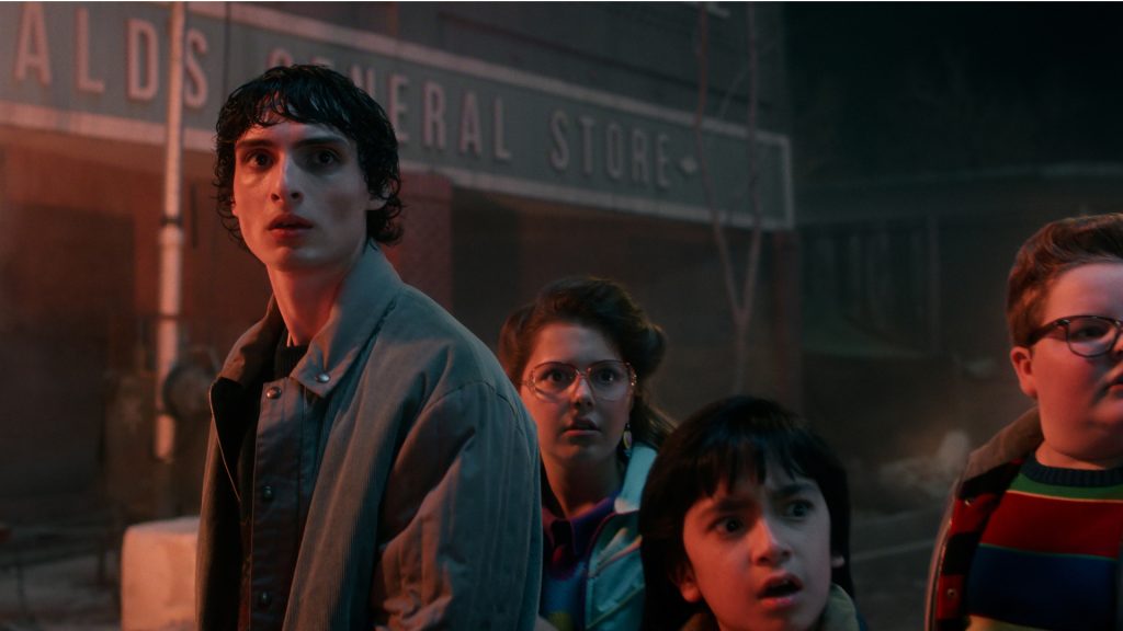 Το τραγούδι των ’80s που μπήκε ξανά στα charts λόγω της σειράς Stranger Things